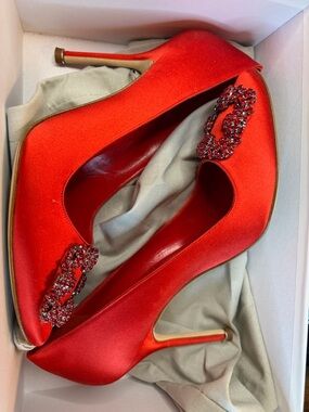 Manolo Blahnik Red Satin Crystal-Embellished Women's Pumps